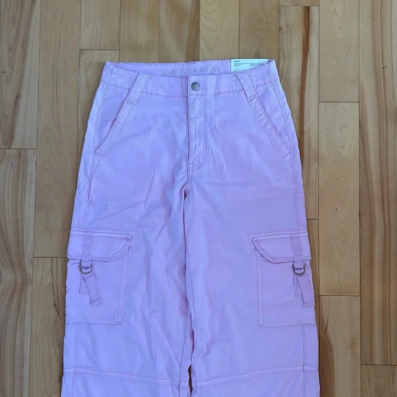 AE | Dreamy Drape Super High-Waisted Cargo Baggy Wide Leg Pants - Picture 3 of 7